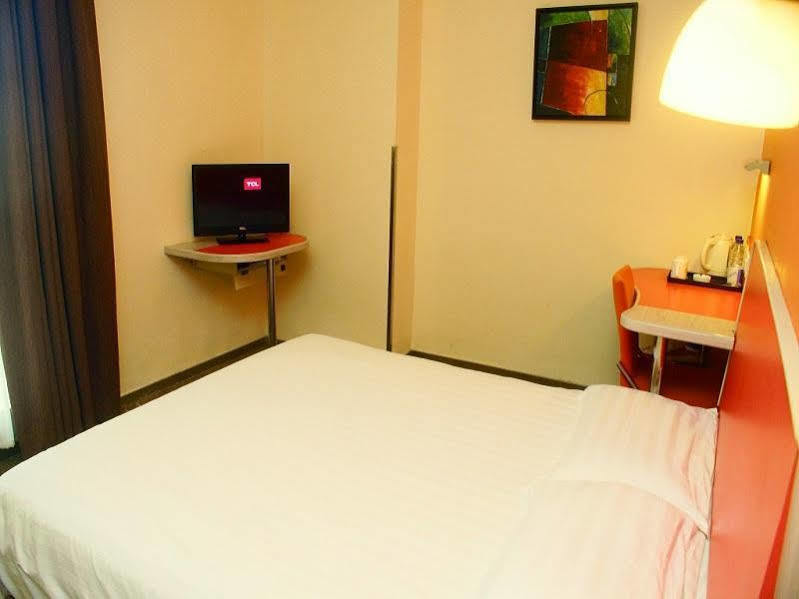 Motel Shanghai Pudong Avenue Yangpu Bridge المظهر الخارجي الصورة