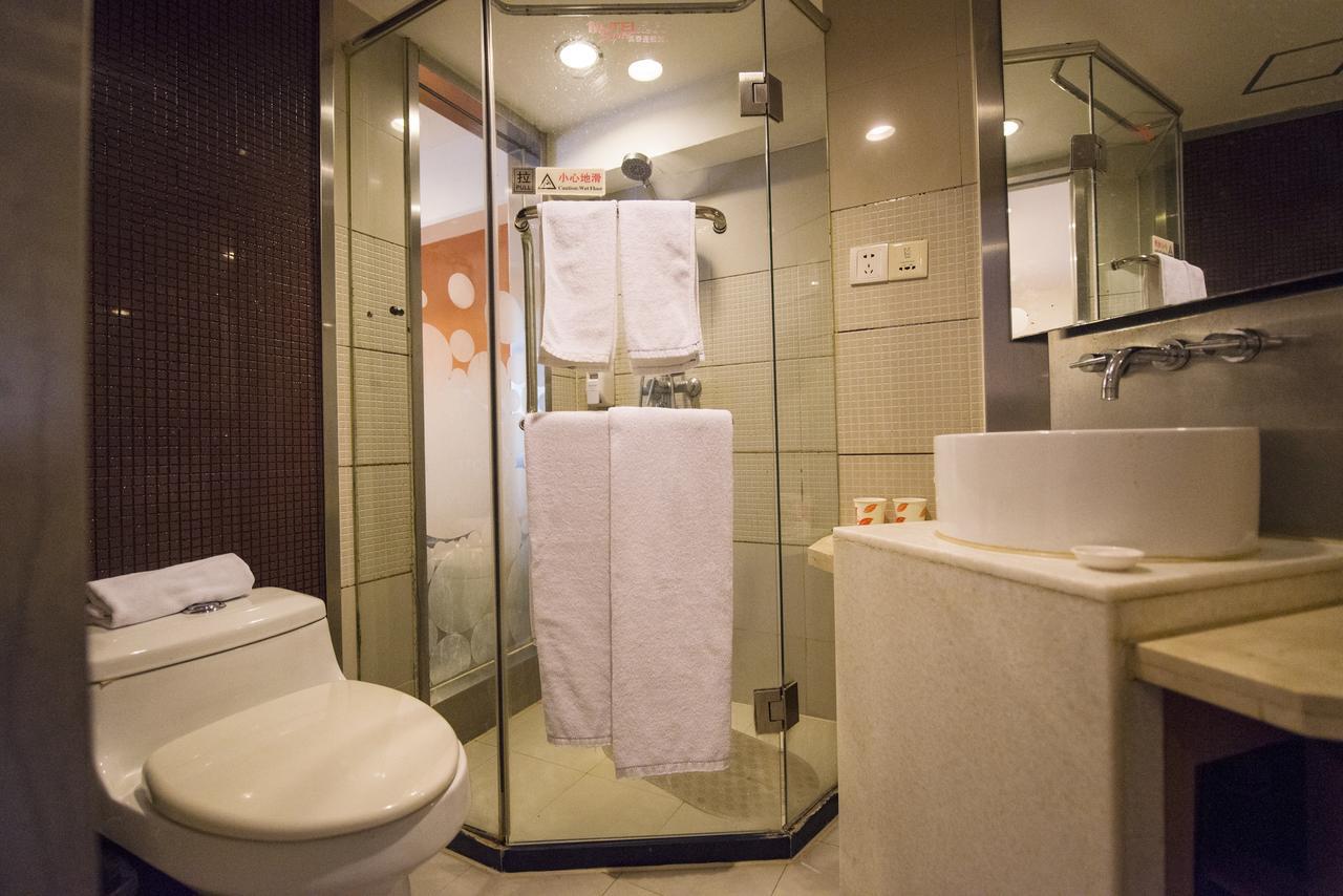 Motel Shanghai Pudong Avenue Yangpu Bridge المظهر الخارجي الصورة